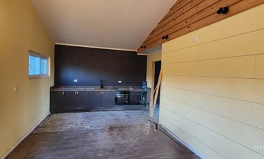 ARRIENDO CASA 1 PISO EN PASAJE LOS COLONOS LA VARA