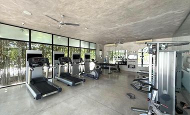 Residencia en Venta en San José Tulipanes, Amenidades Premium y alberca privada