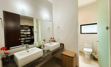 Residencia en Venta en San José Tulipanes, Amenidades Premium y alberca privada