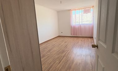 SE ARRIEDA AMPLIA CASA COCINA TOTALMENTE EQUIPADA