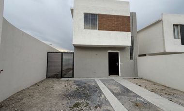 CASA EN RENTA REAL DE LOS AGAVES ESCOBEDO