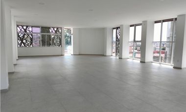 ESTRENA NUEVAS OFICINAS EN SATELITE ATRAS DE SUBURBIA