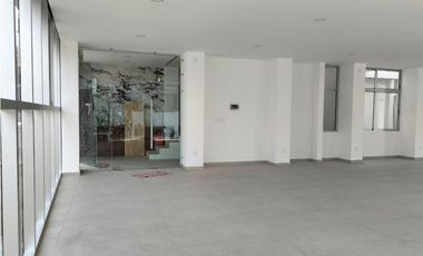 ESTRENA NUEVAS OFICINAS EN SATELITE ATRAS DE SUBURBIA