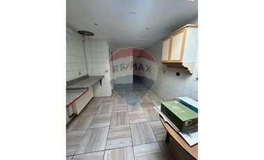 Casa amplia excelente ubicación
