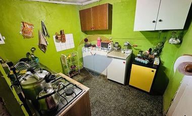CASA ANTIGUA CON AMPLIO TERRENO EN QUINTA NORMAL