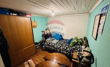 CASA ANTIGUA CON AMPLIO TERRENO EN QUINTA NORMAL