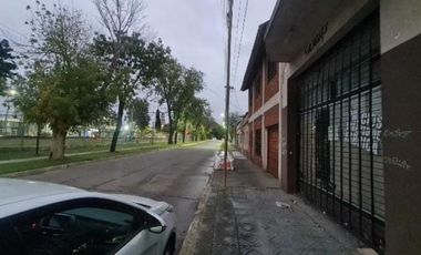 Local en Ezpeleta