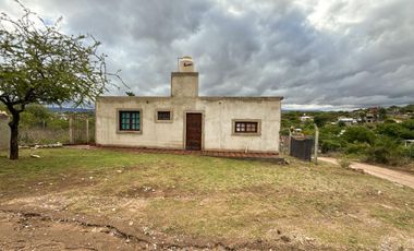 Casa 1 Dormitorio Alquiler anual