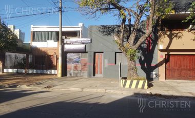 Galpón en  venta. A metros de J. J. Paso. Ideal destino comercial o emprendimiento