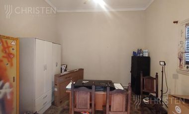 Galpón en  venta. A metros de J. J. Paso. Ideal destino comercial o emprendimiento