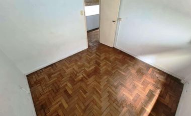 DEPARTAMENTO DE DOS AMBIENTES EN ALQUILER - LANÚS CENTRO