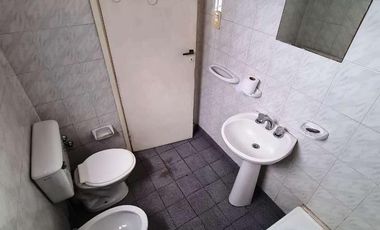 DEPARTAMENTO DE DOS AMBIENTES EN ALQUILER - LANÚS CENTRO