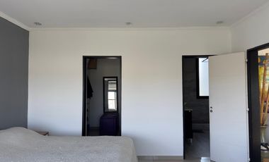 Casa en venta-Santa Isabel-Laguna-4 Ambientes-Pileta climatizada-Ingeniero Maschwitz-Escobar