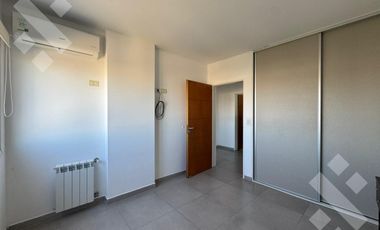 Alquiler | Departamento 2 dormitorios con cochera | Centro Este | Neuquén