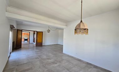 Casa en ALQUILER