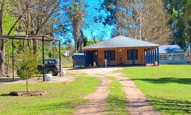 Casa en Villa Adela