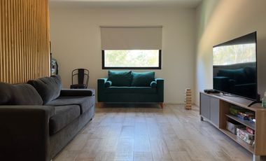 Casa en venta barrio Garin Chico-5 amb-Pileta.