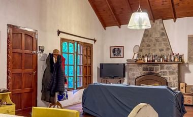 Cabaña estilo patagónico - 155 m2 - en Bosque Peralta Ramos