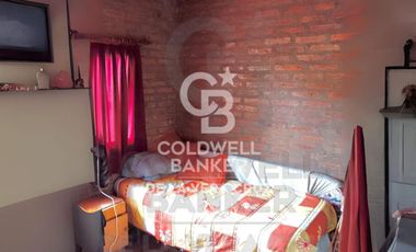 CASA EN RINCON POTRERO SOBRE EL RIO