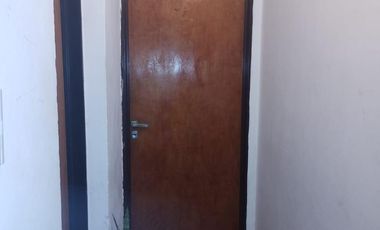 Edificio de Departamentos y Local comercial en Venta