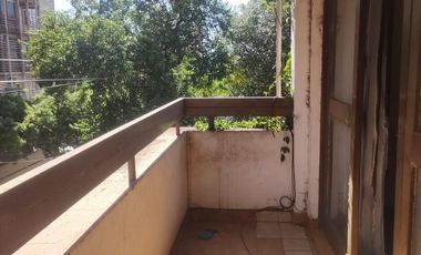 Edificio de Departamentos y Local comercial en Venta