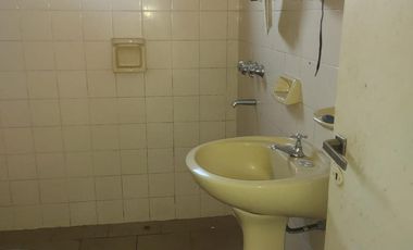 Edificio de Departamentos y Local comercial en Venta