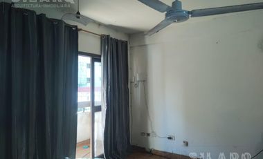 Edificio de Departamentos y Local comercial en Venta