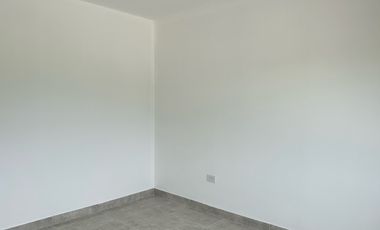 VENTA-Casa-5 Ambientes- 4 dormitorios-Pileta-A estrenar-San Sebastian-Area 9-Escobar-APTA CREDITO