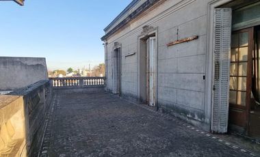 Casa - Luis Guillon