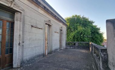 Casa - Luis Guillon