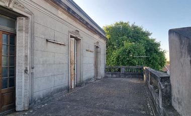 Casa - Luis Guillon