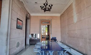 Casa - Luis Guillon