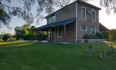 Casa de dos dormitorios en Solares del Carcaraña 2 - Pueblo Carcaraes