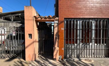 Alquiler  - Casa -  Barrio Maria Selva