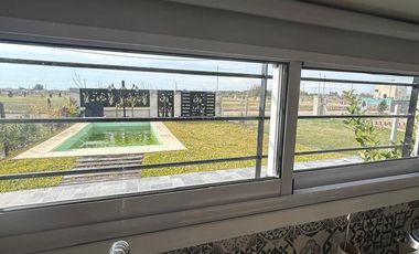 CASA VENTA 3 AMB - CON PILETA - ESTILO CAMPO - CANNING