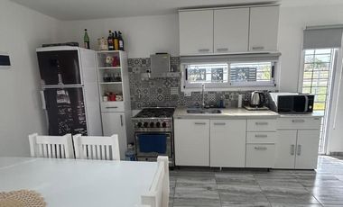 CASA VENTA 3 AMB - CON PILETA - ESTILO CAMPO - CANNING