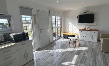 CASA VENTA 3 AMB - CON PILETA - ESTILO CAMPO - CANNING