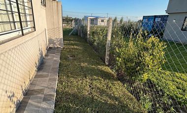 CASA VENTA 3 AMB - CON PILETA - ESTILO CAMPO - CANNING