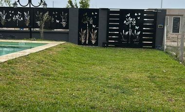 CASA VENTA 3 AMB - CON PILETA - ESTILO CAMPO - CANNING