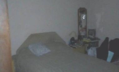 VENTA CASA LOTE PROPIO 3 * AMB CON COCHERA Y PATIO * V. ALSINA