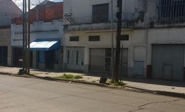 VENTA LOCAL 220 M2 VALENTIN ALSINA LANUS