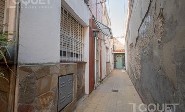 Casa interna en pleno Constituyentes