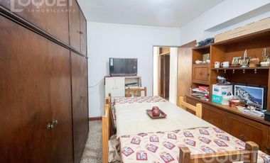 Casa interna en pleno Constituyentes