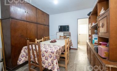 Casa interna en pleno Constituyentes