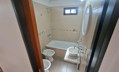 OPORTUNIDAD duplex en Complejo Casuarinas