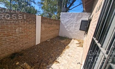 OPORTUNIDAD duplex en Complejo Casuarinas