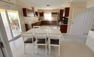 Casa en Fincas de Iraola II