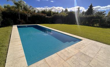 Casa en Fincas de Iraola II