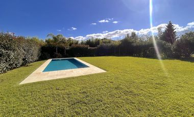 Casa en Fincas de Iraola II