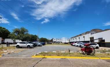 Deposito en venta 3481 m2 en predio industrial con seguridad Quilmes, apto credito, GBA Sur